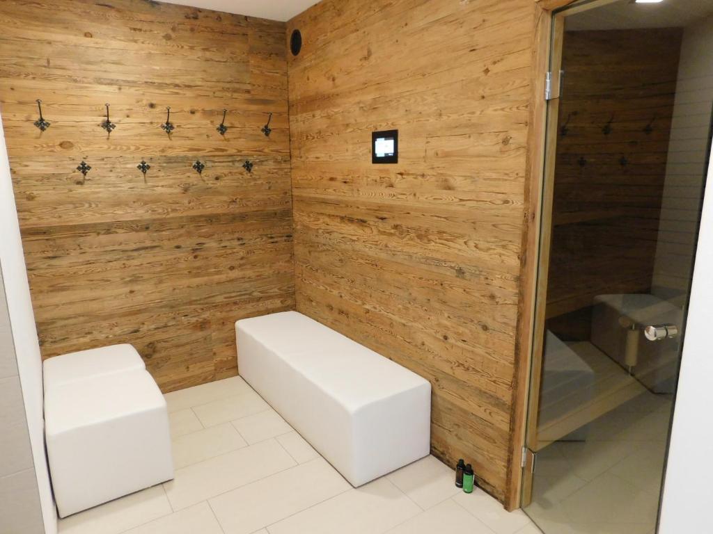 Residence Edelweiss C313 room 5